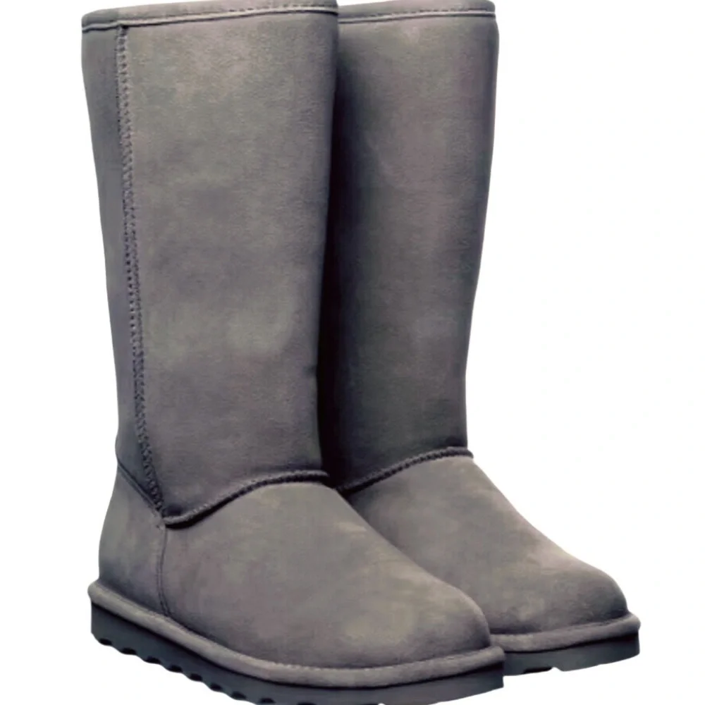 BearPaw Womans Elle Gray Suede Boots Size 10